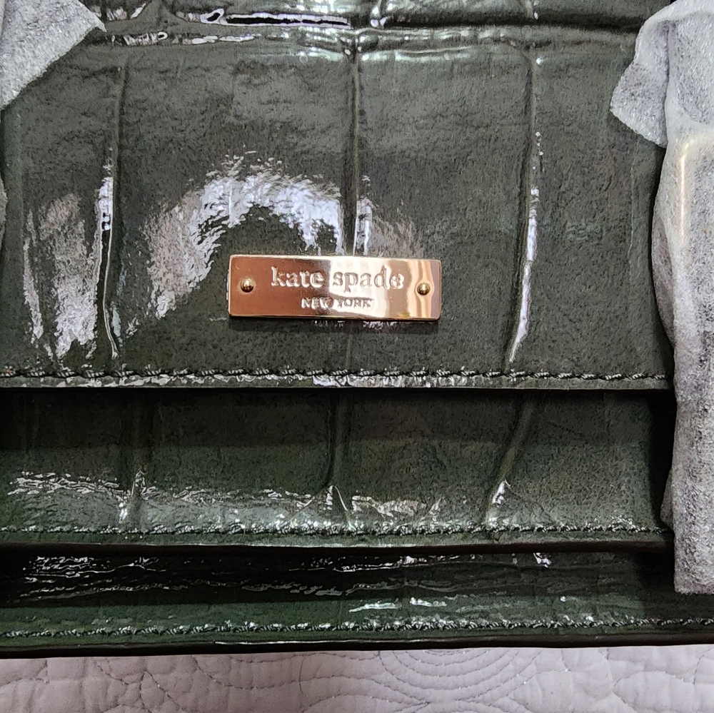 Kate Spade Purse - Picture 2 of 12